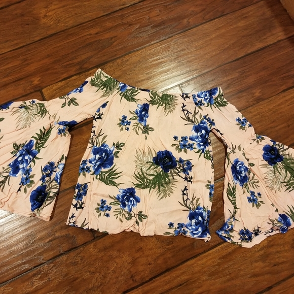 Charlotte Russe Tops - Charlotte Russe top